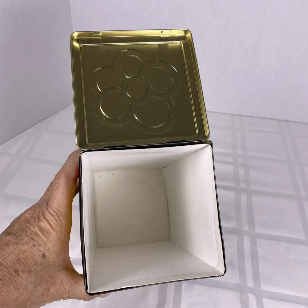 Vintage Creme De Grand Marnier‎ Liqueur 1990 ROMERO BRITTO art abstract tin Box